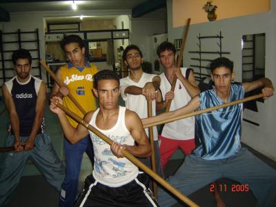 li 9lb 3lihom yl9ahom lol