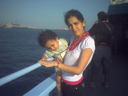 moi et salah au bateau