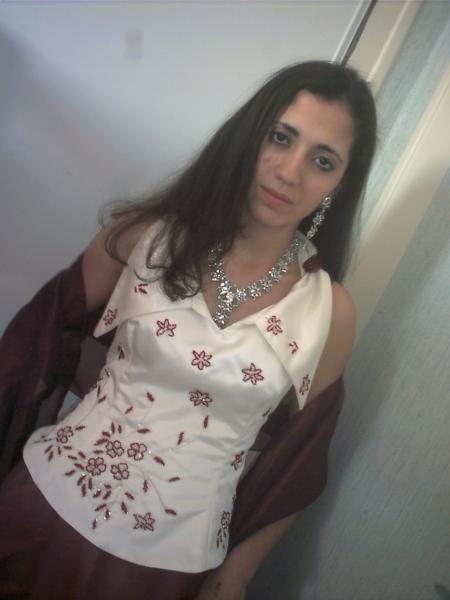 la robe kbira bzaf chadaha ri b lm9abt dyal ch3ar lol